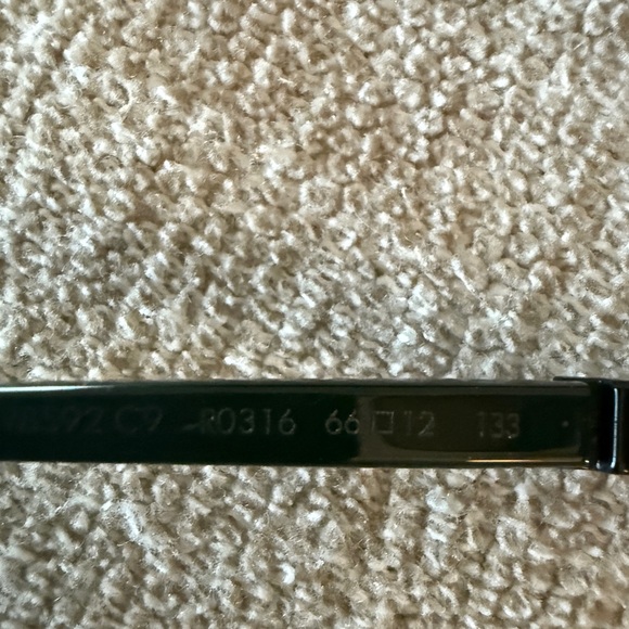 Victoria Beckham Dark Green Cat-Eye Sunglasses - Picture 10 of 11